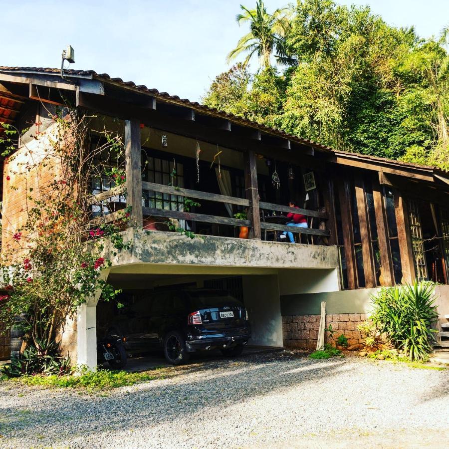 Guest house Gajah
